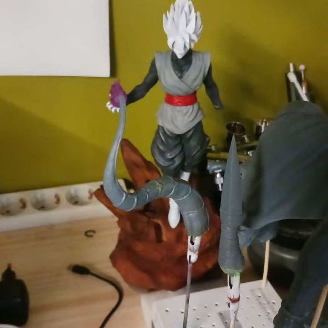 3D printed piece by WePrint3D - Figure on scenic base - airbrushed gradient - pinned parts